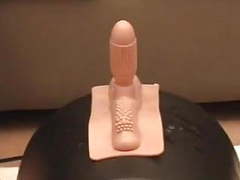 Kilo Sex presents: Extremely strong orgasm on sybian