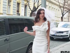 Kilo Sex presents: Horny for her haircutter
