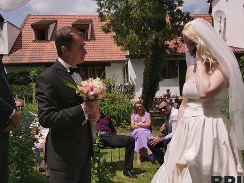 Kilo Sex presents: Blonde vera jarw having fun while being fucked during wedding