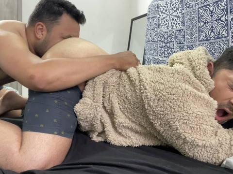 Kilo Sex presents: I'm very cold, my stepbrother fucks me unexpectedly to give me a little warmth
