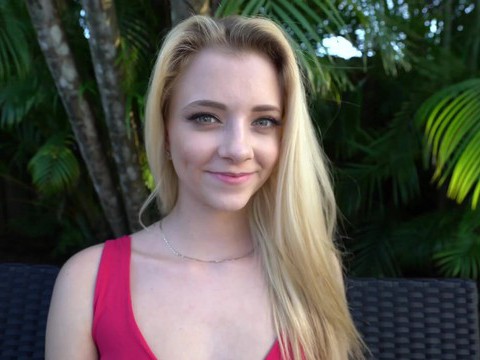 Kilo Sex presents: Blonde neighbor riley star wants into the pool and offers her pussy
