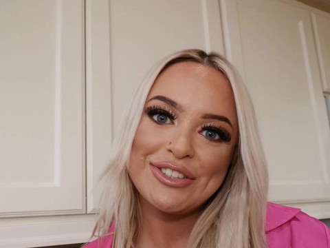Kilo Sex presents: Blonde alexis kay with big boobs wearing lingerie gets fucked