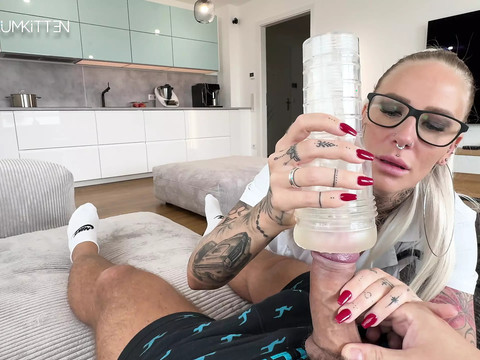 Kilo Sex presents: Ride therapy for pole fever - raw xxl glasses facial you won't forget