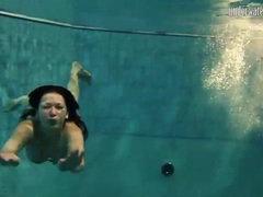 Kilo Sex presents: Underwater with bikini swimming girls