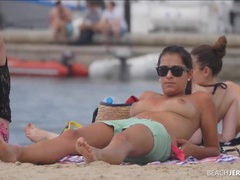 Kilo Sex presents: Perky tits on ladies at the topless beach